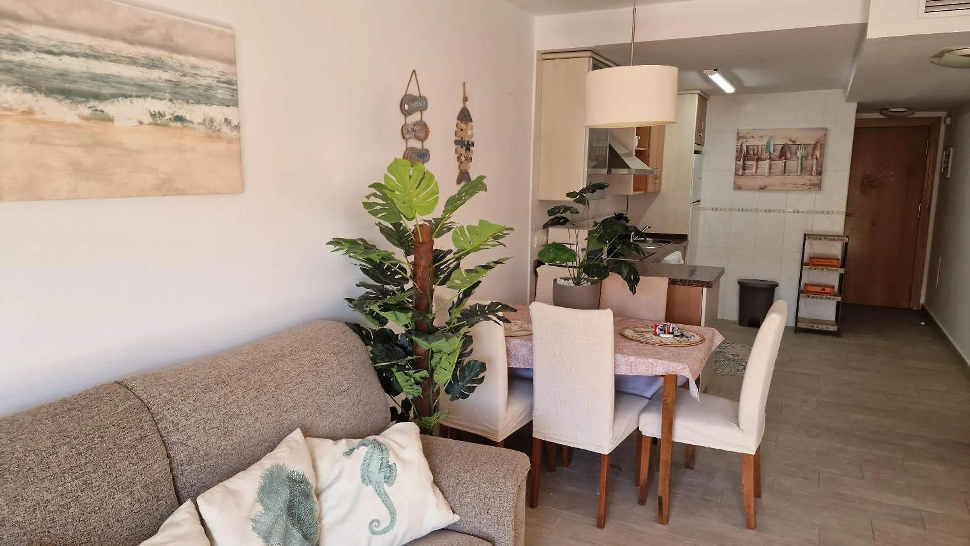 Appartamento Bonito ático con piscina privada junto a la playa Playas de Vera
